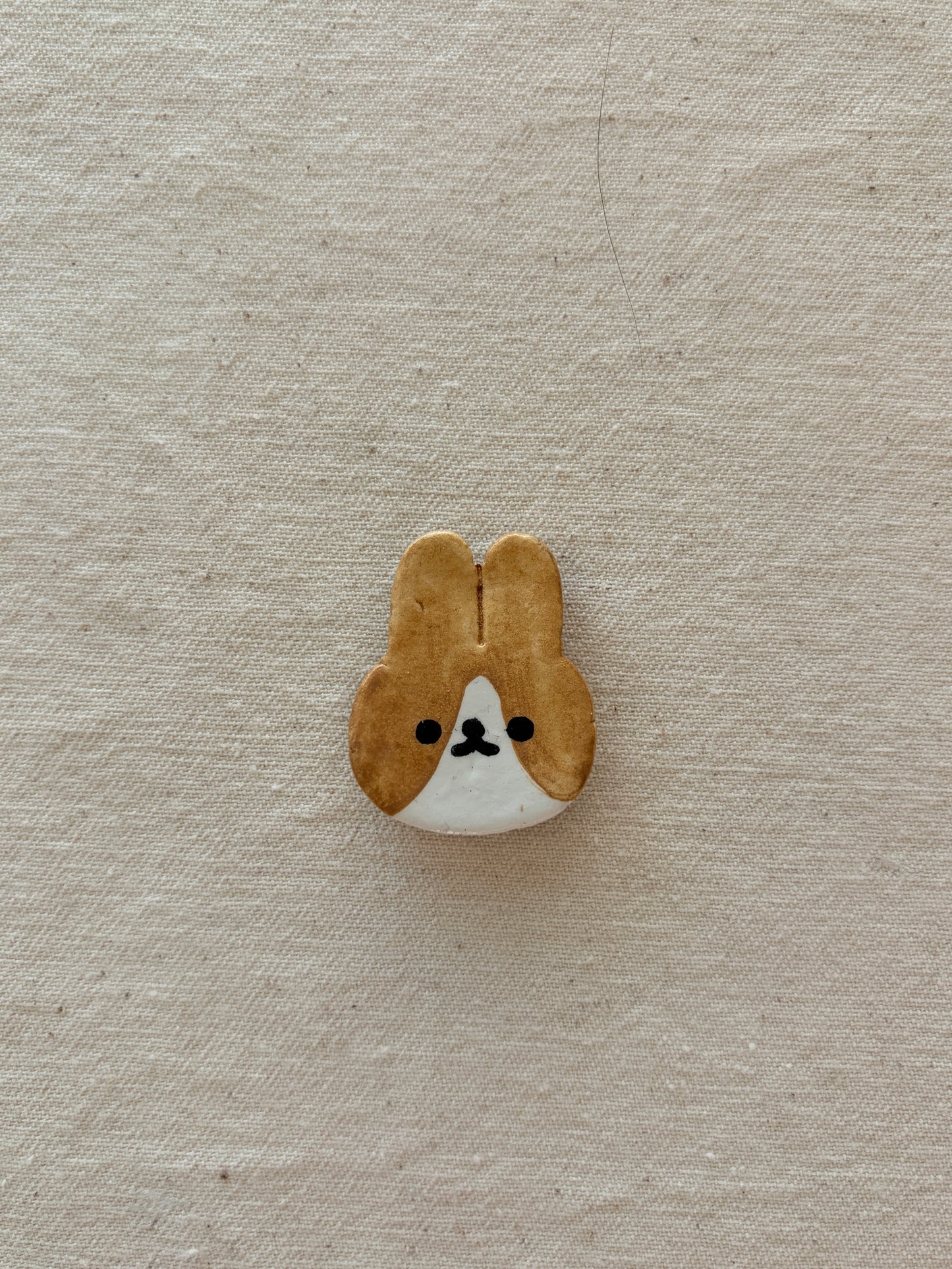 bunny magnet (old)