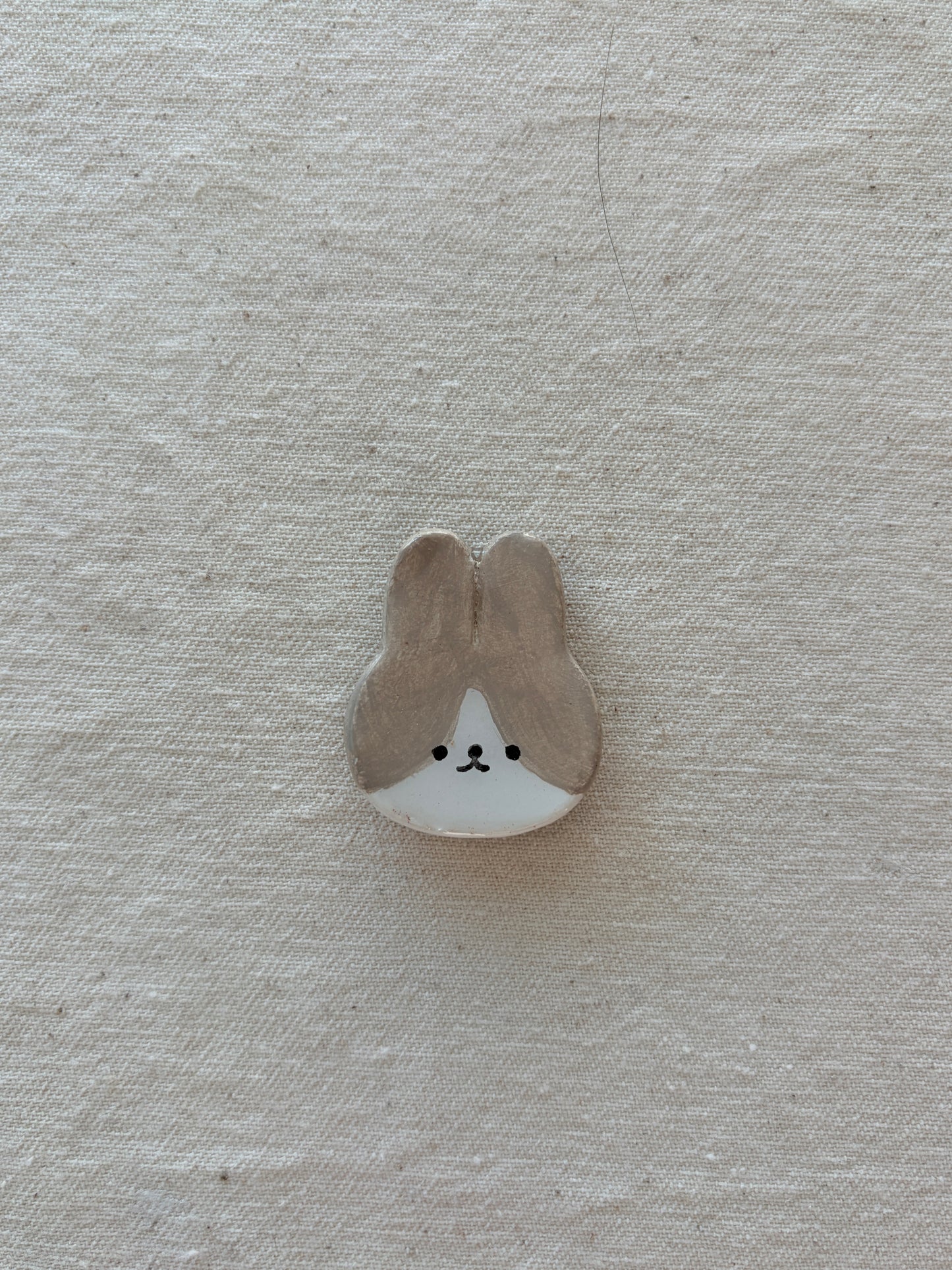 bunny magnet (old)