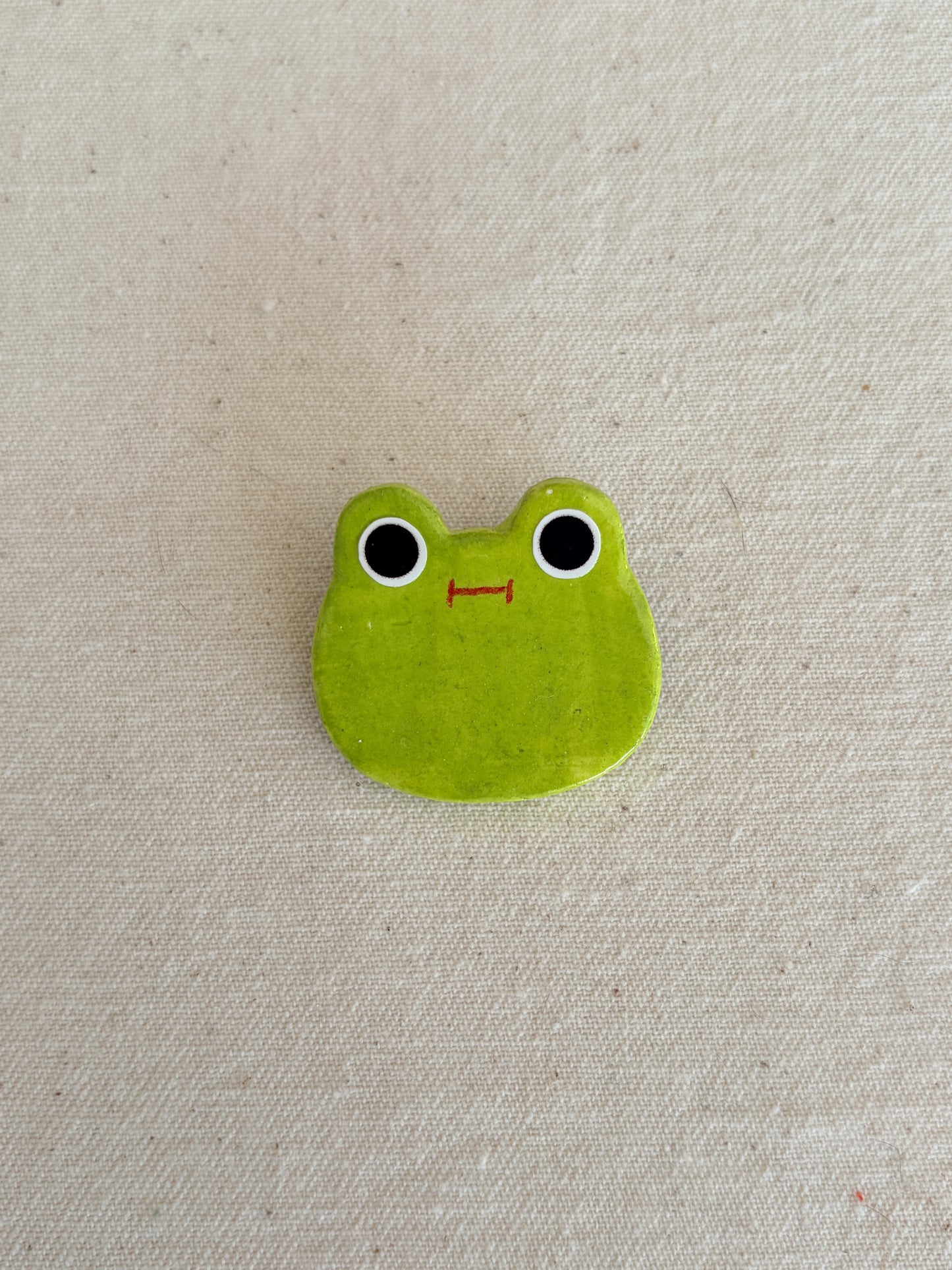 frog pin (old)
